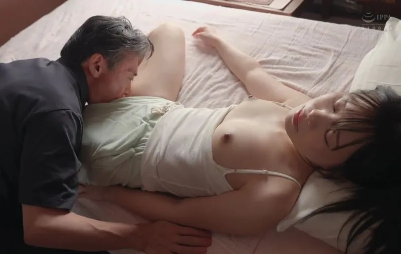 Bố già tích cực vét máng đứa hạt giống nhỏ lâu ngày về quê giờ đã trưởng thành