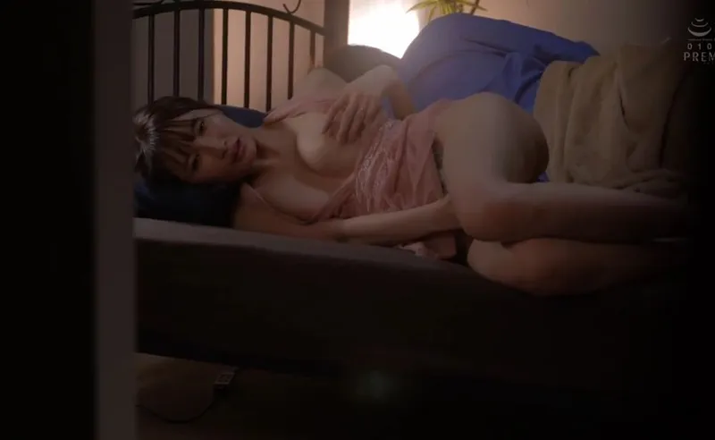 đưa tiền bối say xỉn về nhà, cậu nhân viên trúng độc đắc húp được cô vợ tiền bối xinh dâm