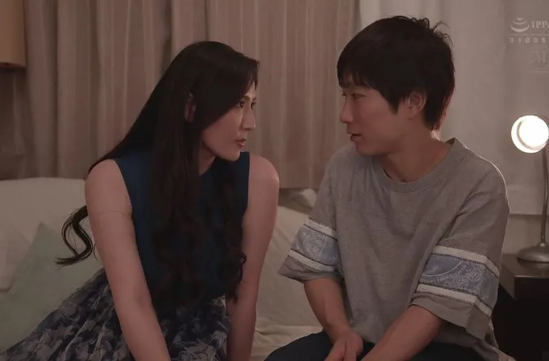 Chồng yêu lạnh nhạt, bà xã uống rượu rồi địt nhau với cậu sinh viên trẻ